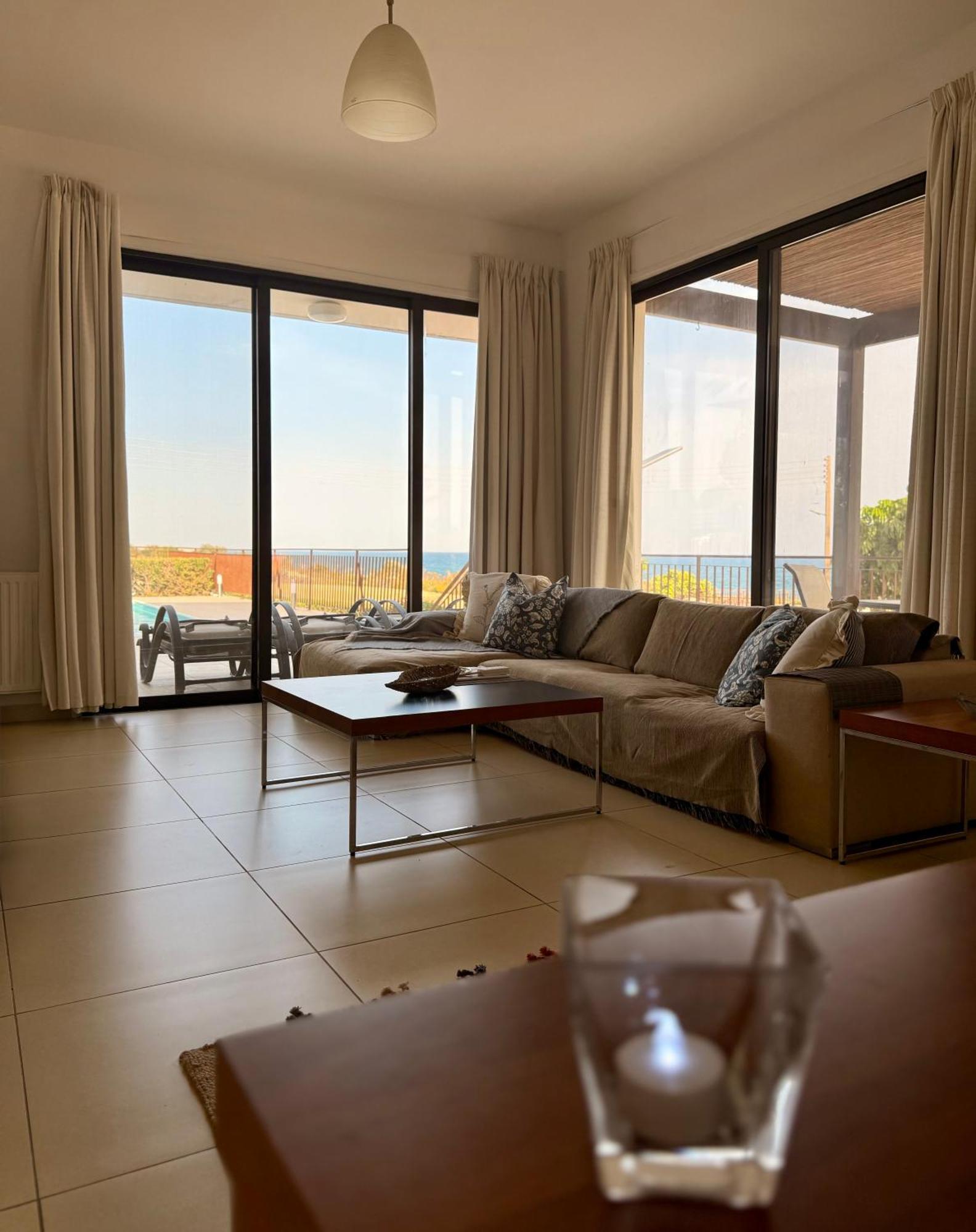 Villa Hera Agios Theodoros Zewnętrze zdjęcie